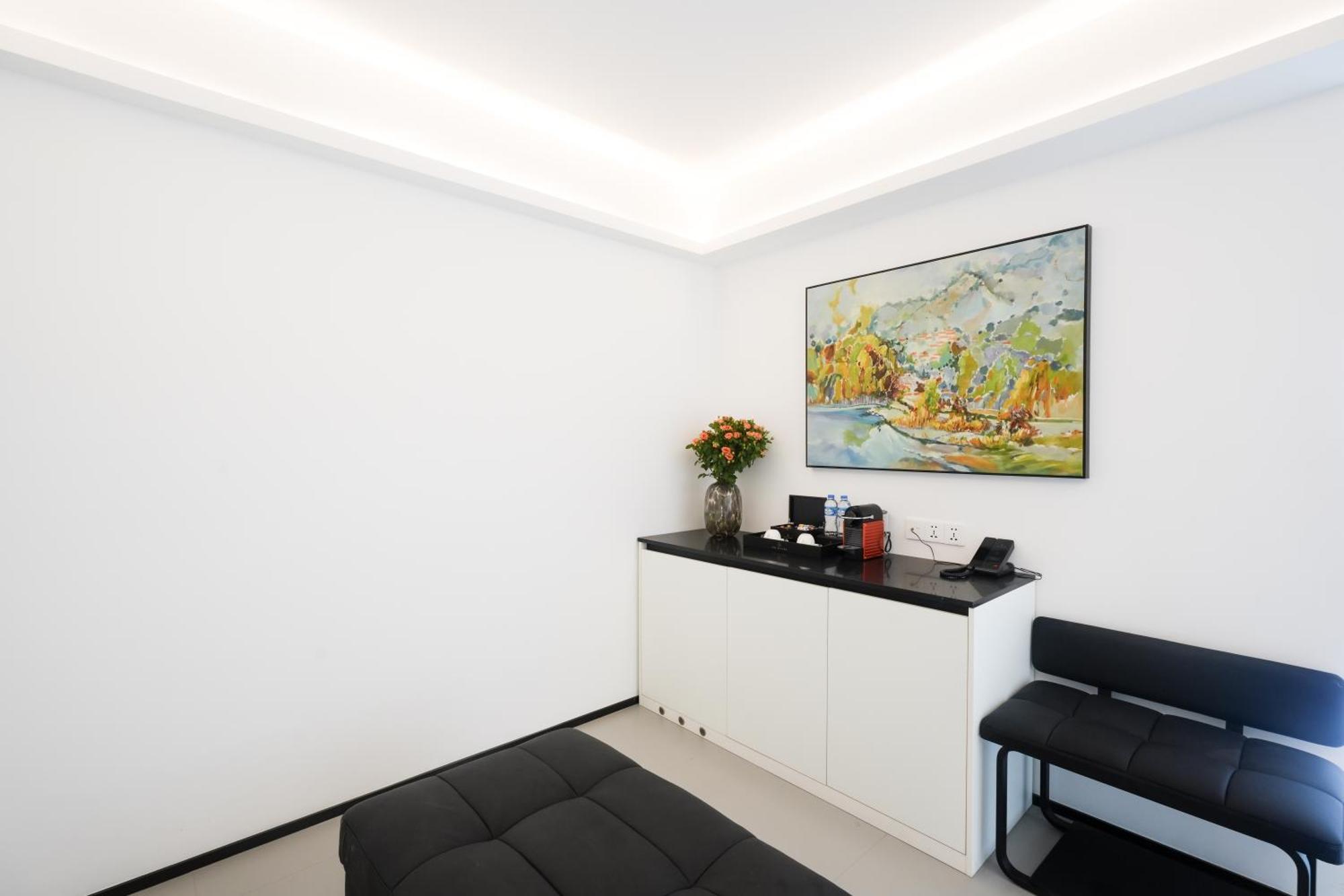 One Riviera Hotel And Residences Ban Souanmone 외부 사진