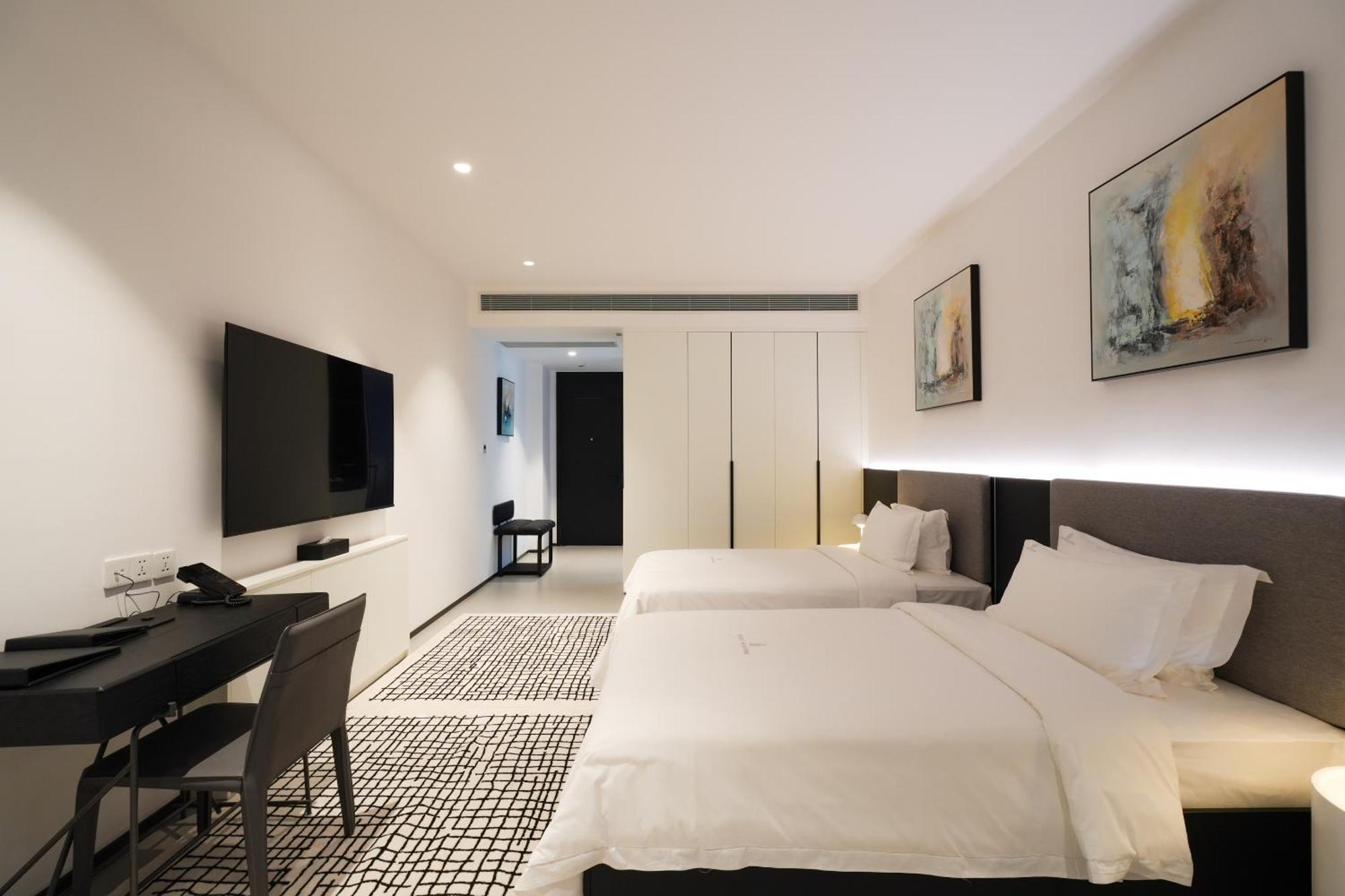 One Riviera Hotel And Residences Ban Souanmone 외부 사진