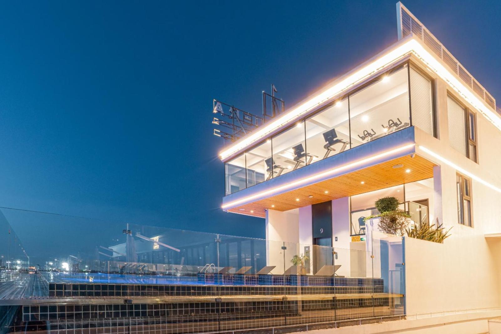 One Riviera Hotel And Residences Ban Souanmone 외부 사진