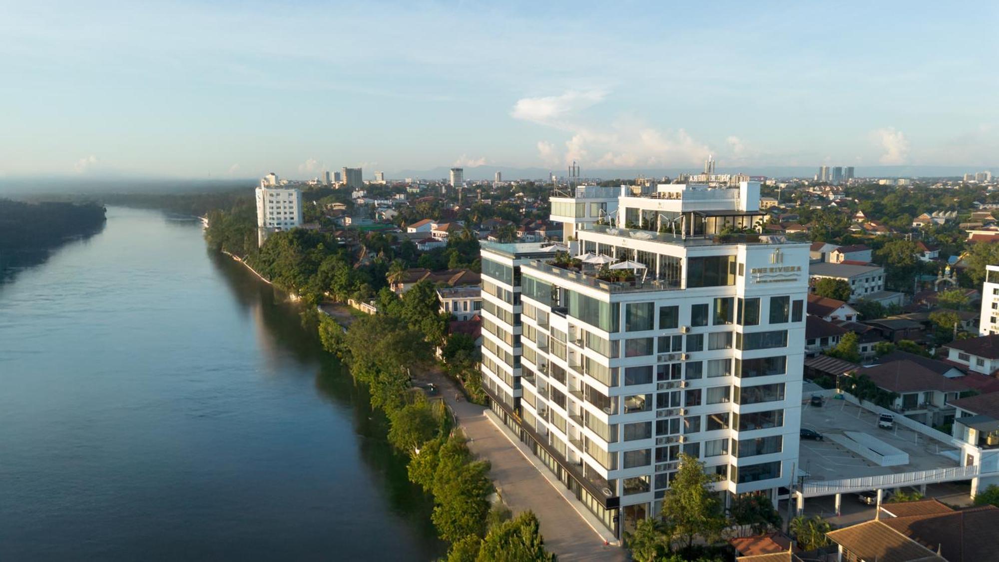 One Riviera Hotel And Residences Ban Souanmone 외부 사진